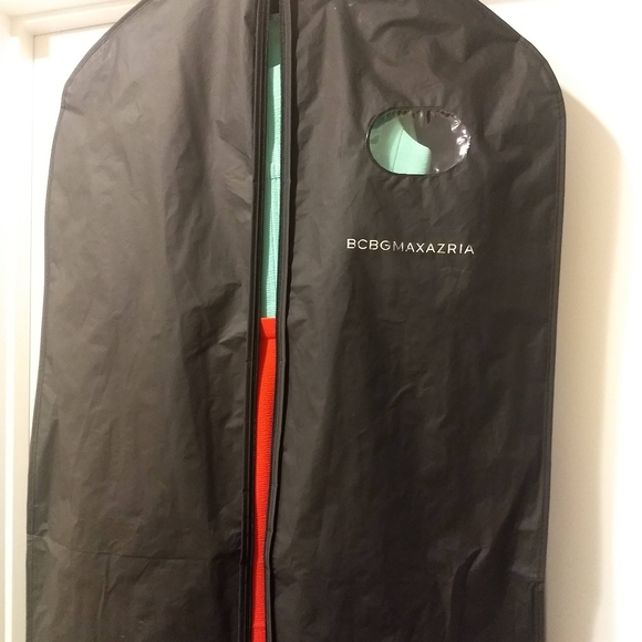 BCBG MAXAZRIA Blaire Color-Blocked Sheath Dress - Picture 3 of 6